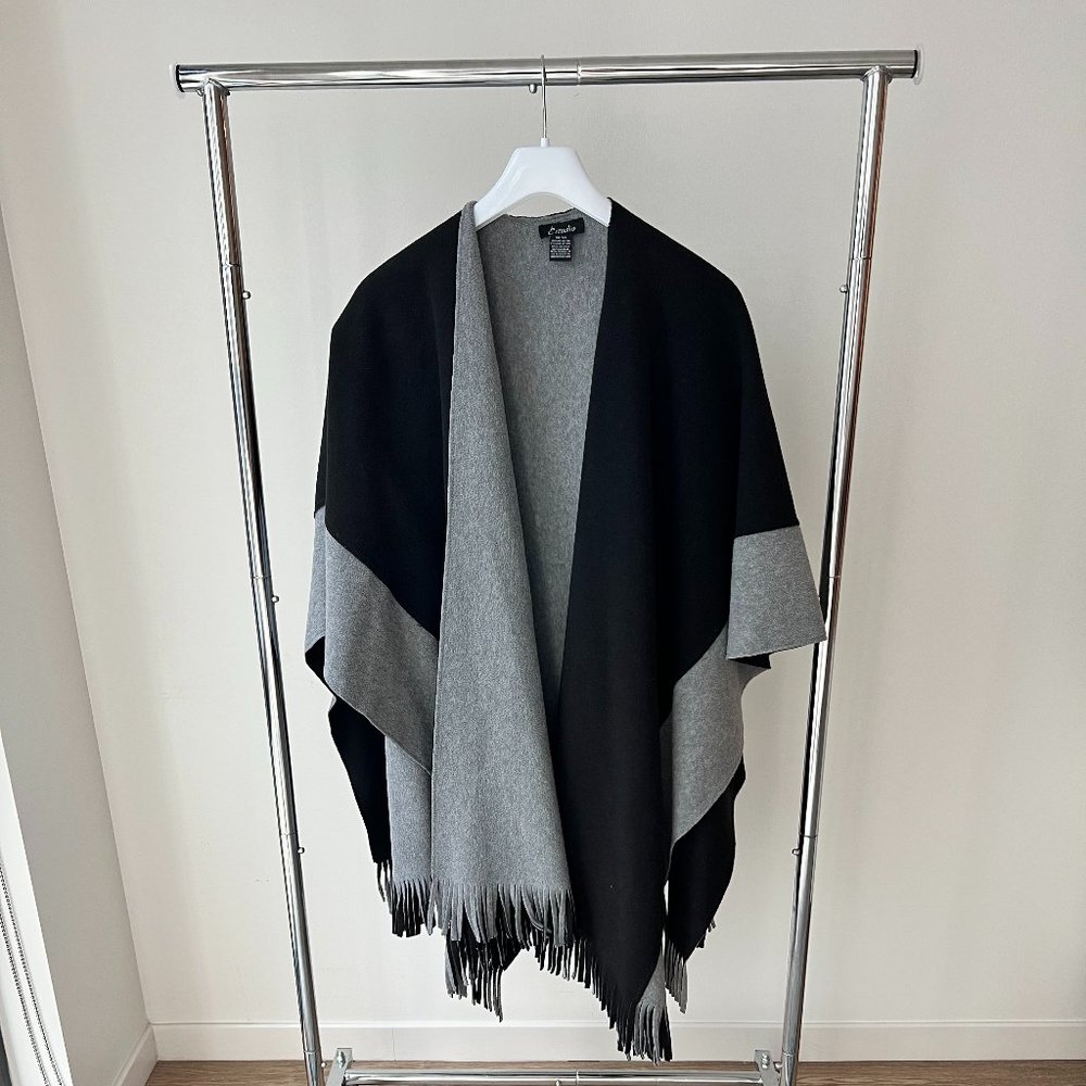 Women's Cozy Black & Gray Fringe Pashmina